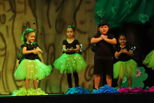 Educação Infantil: “Colorindo o Mundo com Poesia e Canções”